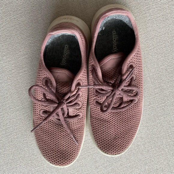Pink Allbirds tree runners - Picture 2 of 7